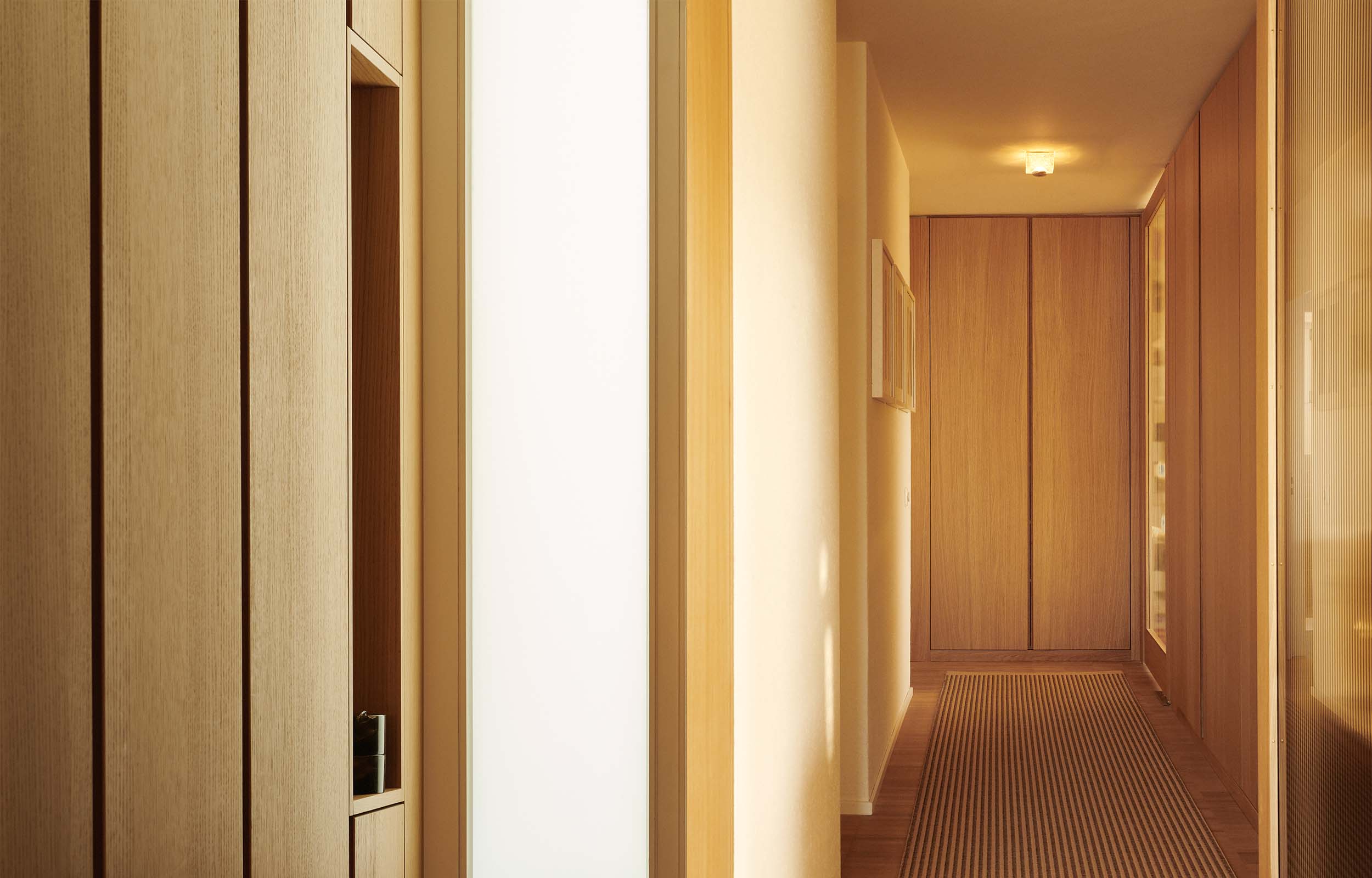 Wohnung in Küsnacht. Innenausbau Schreinerarbeiten. Private Kunden - MACH Architektur.